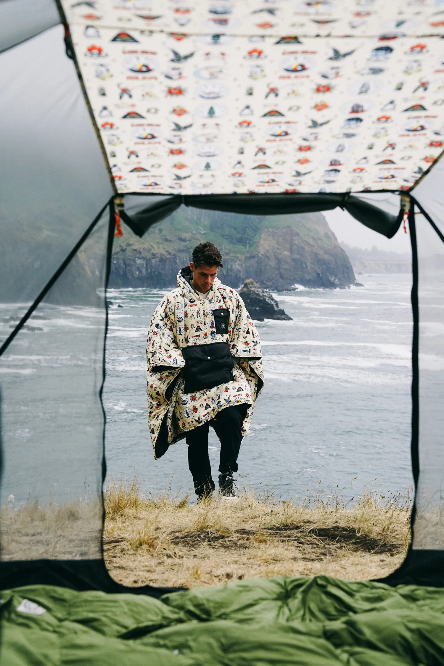 Poler Ponchos>Poncho Dark Seas